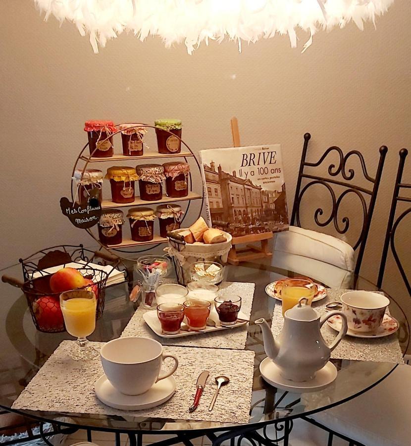 Chambre Climatisee Au Coeur De Brive Avec Televiseur Connecte Wifi Netflix Eksteriør bilde
